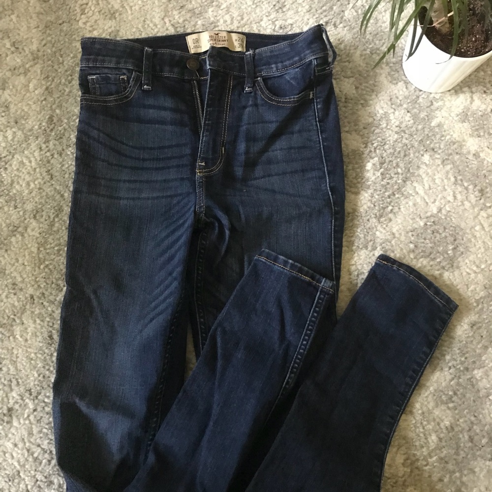 Hollister Super Skinny High Rise Blue Jeans